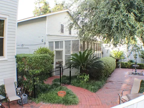 1401 Truxillo Street Houston TX 77004
