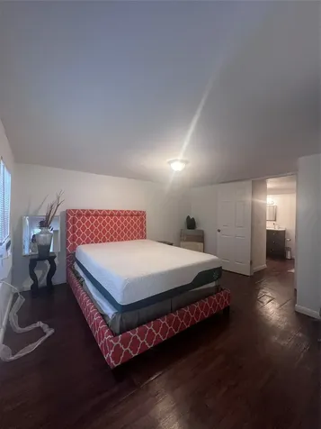 607 Enid Street 1/2 2 Houston TX 77009