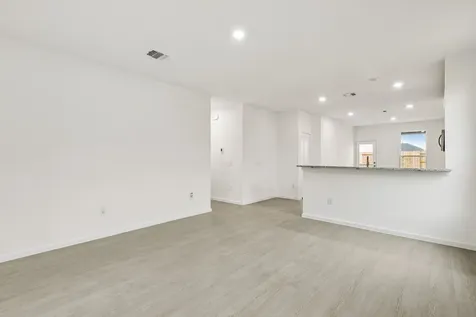 6727 Camila Street Cove TX 77523