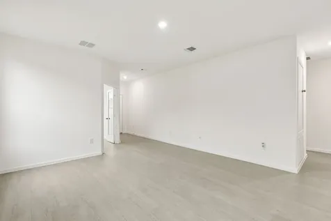 6727 Camila Street Cove TX 77523