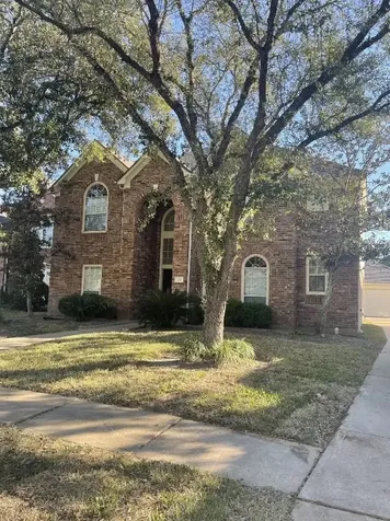 2215 Alberton Lane Pearland TX 77584