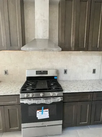 2215 Alberton Lane Pearland TX 77584