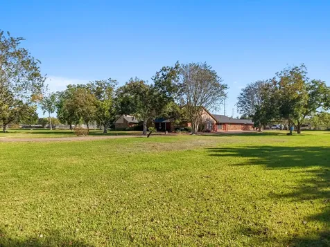 11318 Wallisville Road Houston TX 77013