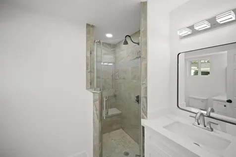 5943 Greenmont Drive Houston TX 77092