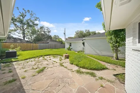 5943 Greenmont Drive Houston TX 77092