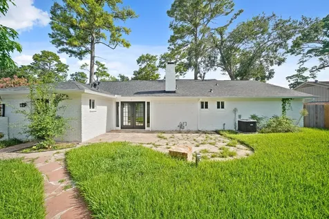 5943 Greenmont Drive Houston TX 77092