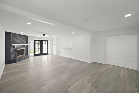 5943 Greenmont Drive Houston TX 77092