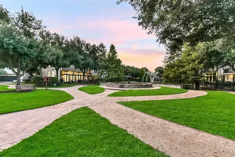 10924 Wrenwood Park Houston TX 77043