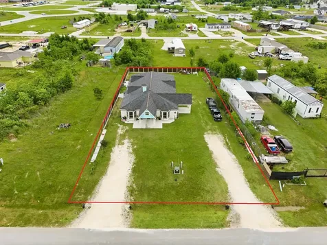 1664 Road 5601 Cleveland TX 77327