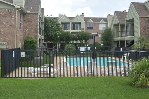 18800 Egret Bay Boulevard 106 Houston TX 77058