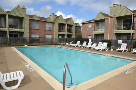 18800 Egret Bay Boulevard 106 Houston TX 77058