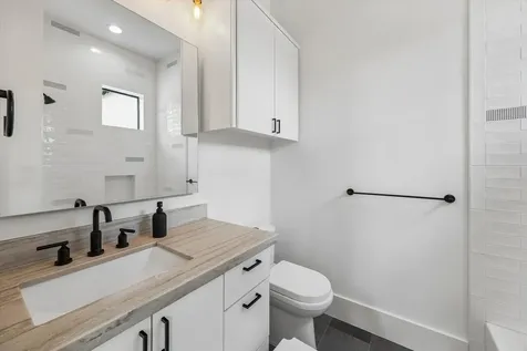 2705 Julian Street Houston TX 77009