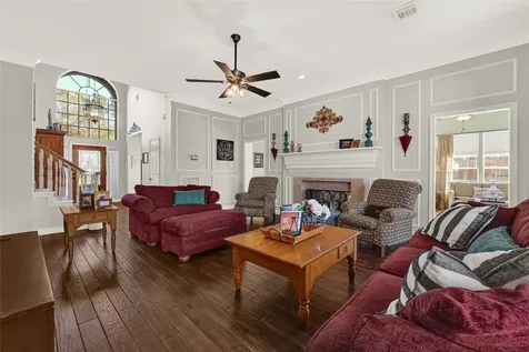4110 Walnut Pond Drive Houston TX 77059