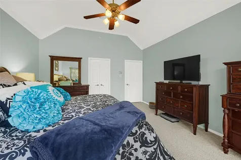 4110 Walnut Pond Drive Houston TX 77059