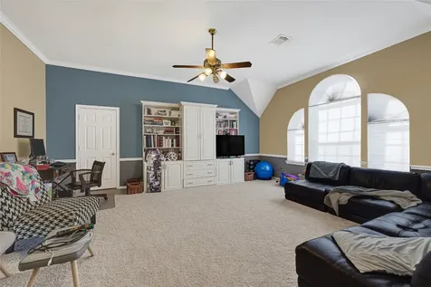 4110 Walnut Pond Drive Houston TX 77059