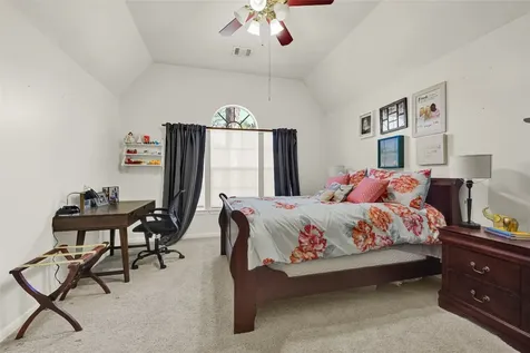 4110 Walnut Pond Drive Houston TX 77059