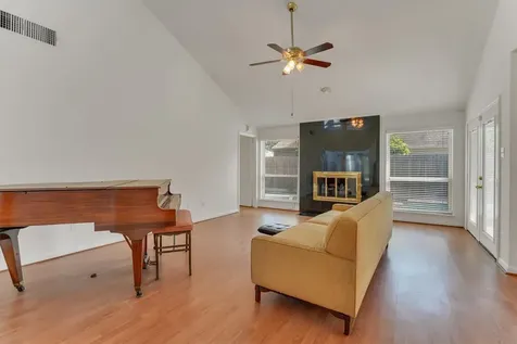 12206 Burgoyne Drive Houston TX 77077