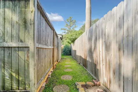 12206 Burgoyne Drive Houston TX 77077
