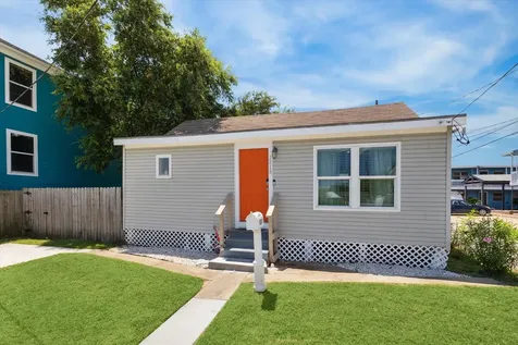 1213 55th Street Galveston TX 77551