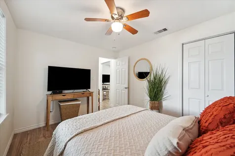 1213 55th Street Galveston TX 77551