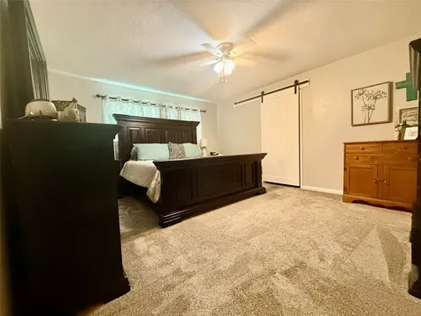 1407 Avenue F Danbury TX 77534