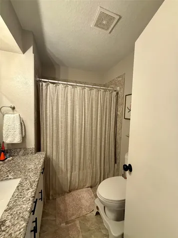 1407 Avenue F Danbury TX 77534