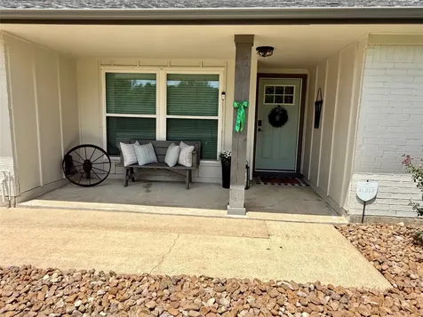 1407 Avenue F Danbury TX 77534