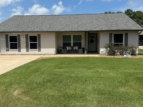 1407 Avenue F Danbury TX 77534