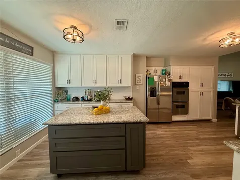 1407 Avenue F Danbury TX 77534