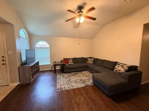 4015 Bealey Lane Houston TX 77047