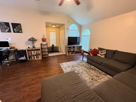 4015 Bealey Lane Houston TX 77047