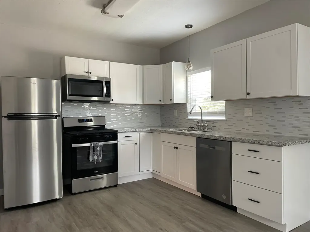 1701 40th Street Galveston TX 77550
