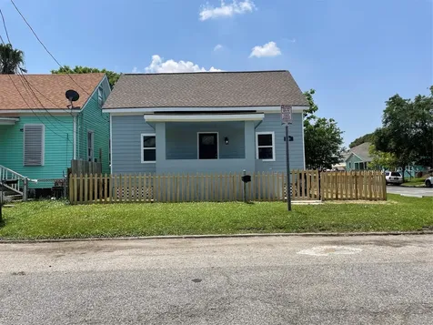 1701 40th Street Galveston TX 77550