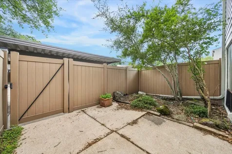 2319 Briarwest Boulevard Houston TX 77077