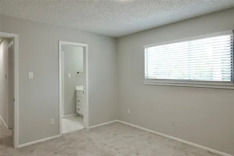5111 Pinewilde Drive Houston TX 77066