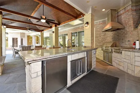1710 Oyster Point Drive Sugar Land TX 77478