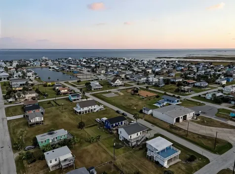 4110 Liberty Drive Galveston TX 77554