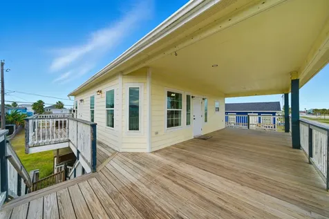 4110 Liberty Drive Galveston TX 77554