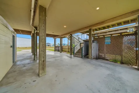 4110 Liberty Drive Galveston TX 77554