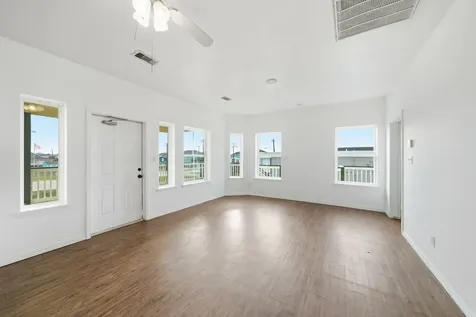 4110 Liberty Drive Galveston TX 77554
