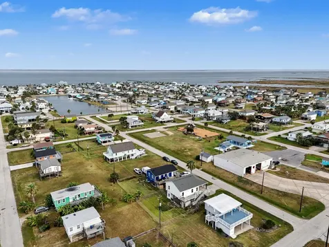 4110 Liberty Drive Galveston TX 77554