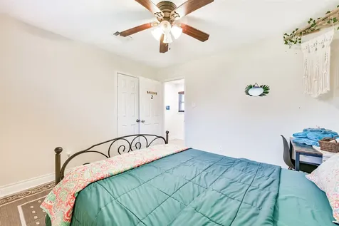 1422 Cedarbrook Court Seabrook TX 77586