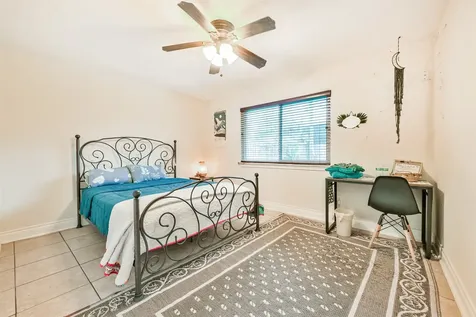 1422 Cedarbrook Court Seabrook TX 77586