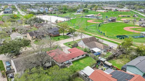 1422 Cedarbrook Court Seabrook TX 77586