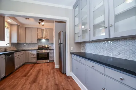 1632 Bonnie Brae Street B Houston TX 77006