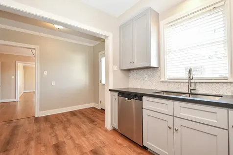 1632 Bonnie Brae Street B Houston TX 77006