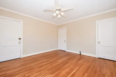 1632 Bonnie Brae Street B Houston TX 77006