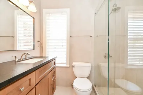 1632 Bonnie Brae Street B Houston TX 77006
