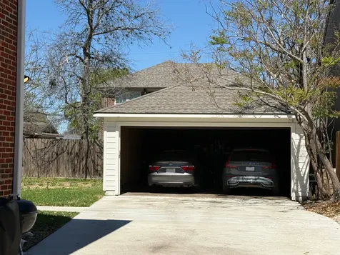 1632 Bonnie Brae Street B Houston TX 77006