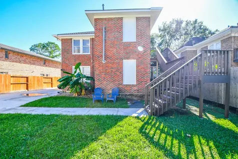 1632 Bonnie Brae Street B Houston TX 77006